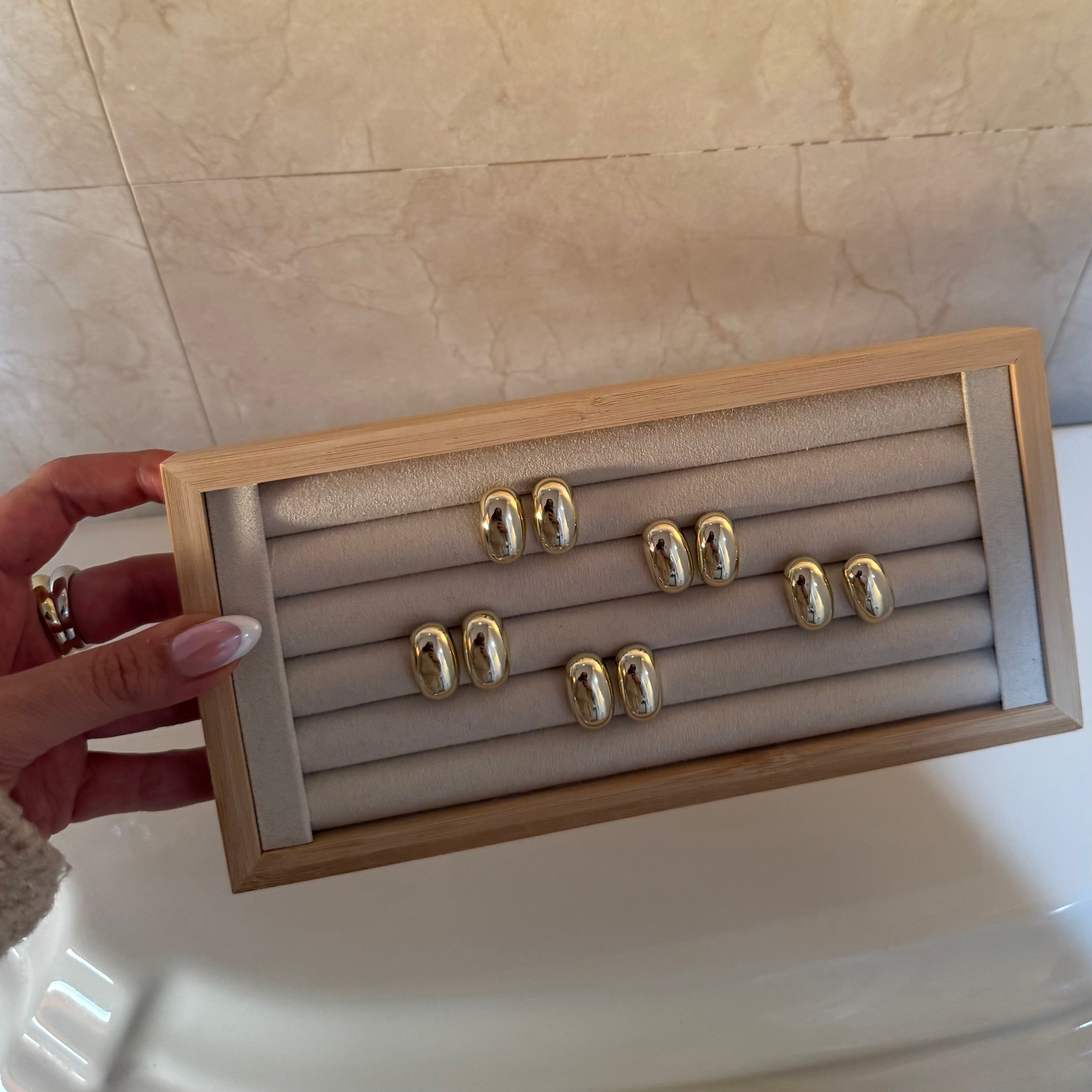 Sculpted Button Earring