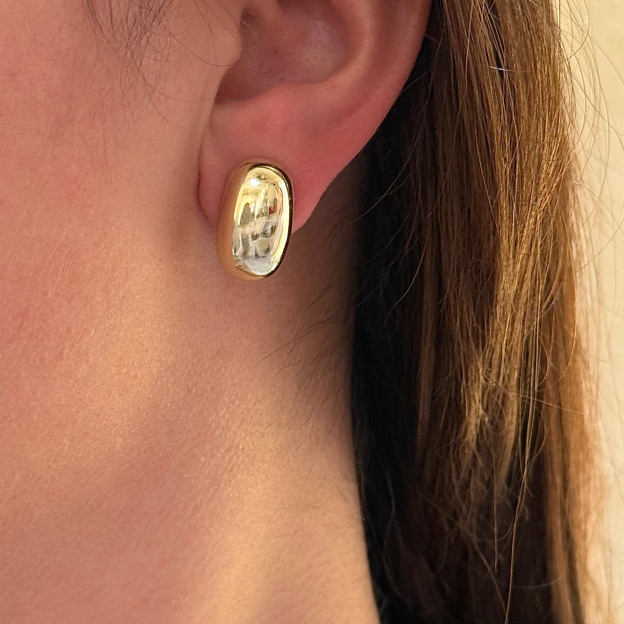 Sculpted Button Earring